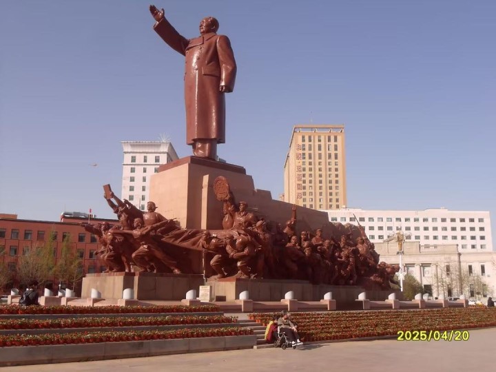 “中国向何处去？”|评«你行你上»