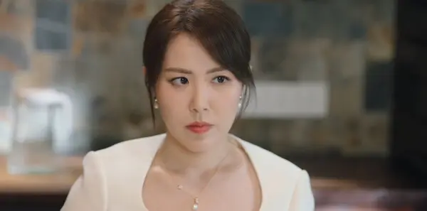 巨塔之后第16集剧照