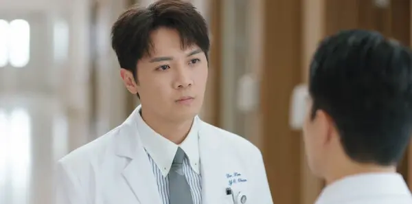 巨塔之后第11集剧照