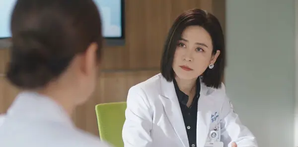 巨塔之后第18集剧照