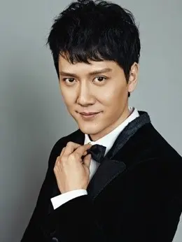 其峰（冯绍峰饰演）